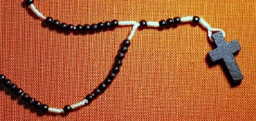 L'histoire et la symbolique du chapelet dans la religion chrétienne