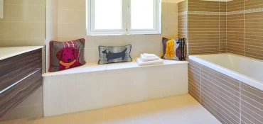 Faites intervenir des professionnels pour la rénovation de votre salle de bain